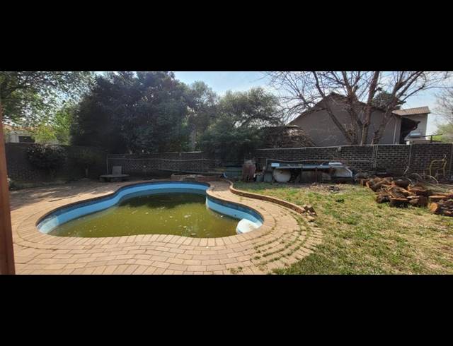 3 BEDROOM HOUSE FOR SALE IN BRACKENDOWNS
